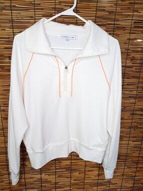 Sincerely Jules 1/4 Zip Sweatshirt L
